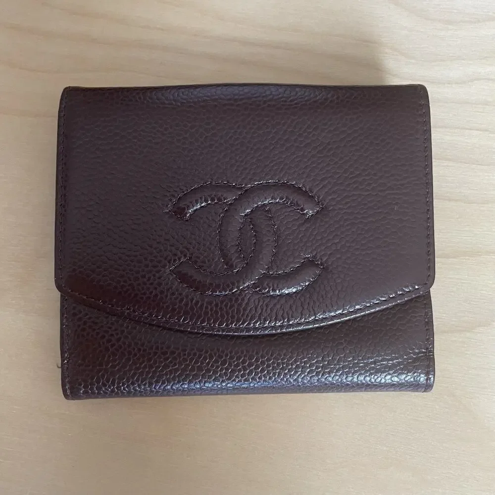 Chanel NEW Wallet Caviar Brown Leather CC Logo Bifold with Coin Pouch Timeless